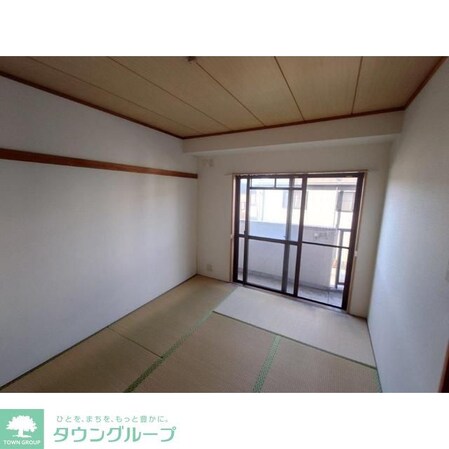 フローライト市川の物件内観写真